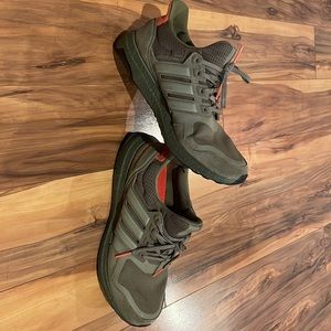 Green ultra boost size 11
